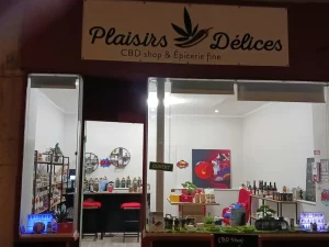 Plaisirs Délices CBD Lyon devanture