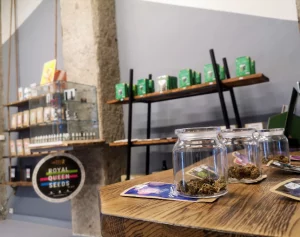 Boutique CBD Lyon intérieur