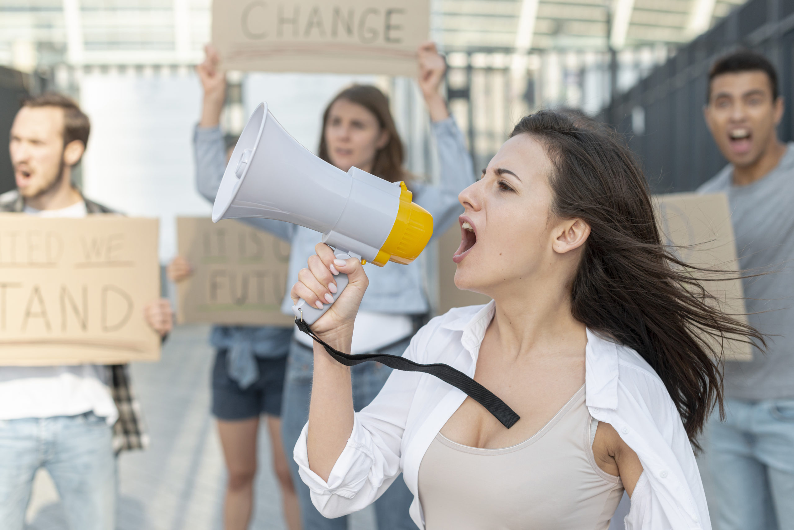 recours contre interdiction huile de CBD en italie